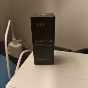 Sandalwood Essential Oil - Black & Gold Packaging